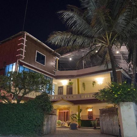 Vedha Beach Resort Alappuzha ภายนอก รูปภาพ